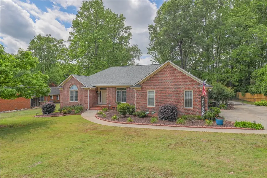 101 Halifax Road, Easley, SC 29642 - #3