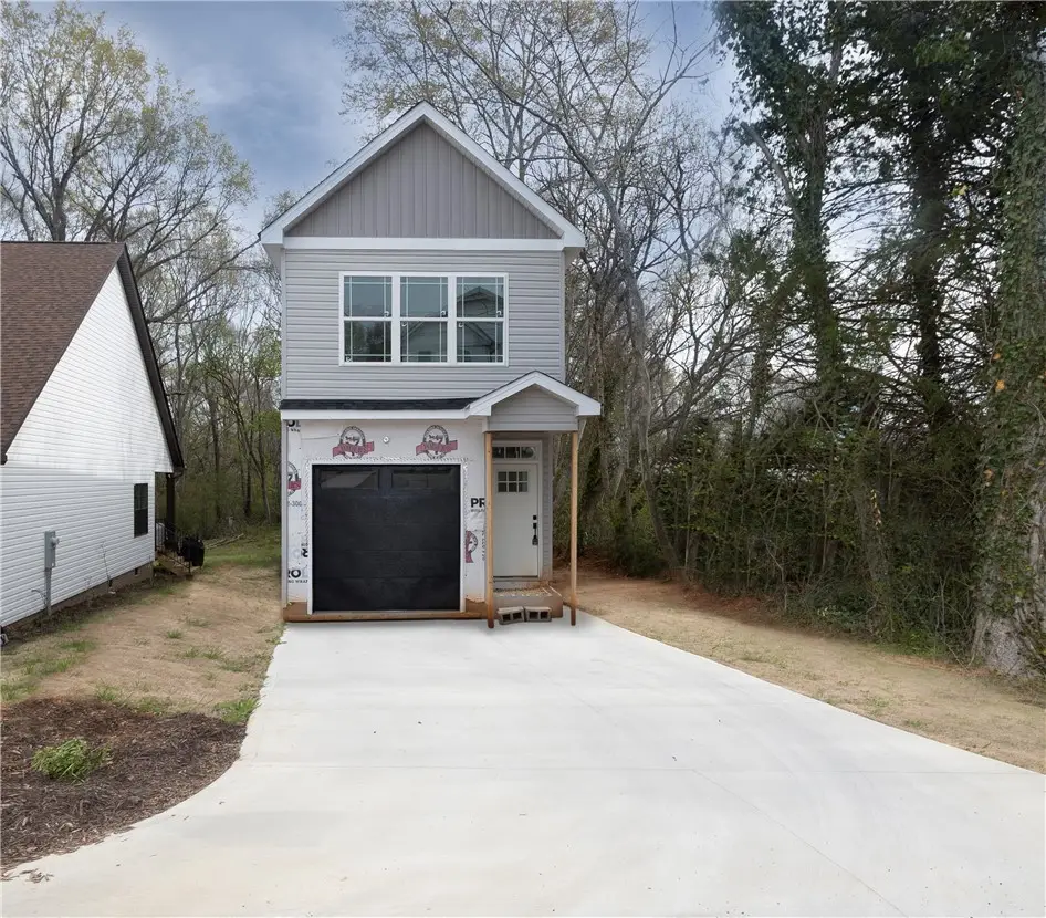 320 Thompson Street, Pendleton, SC 29670 - #1
