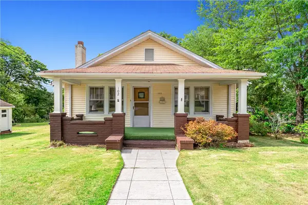 102 Robinson Avenue, Easley, SC 29640