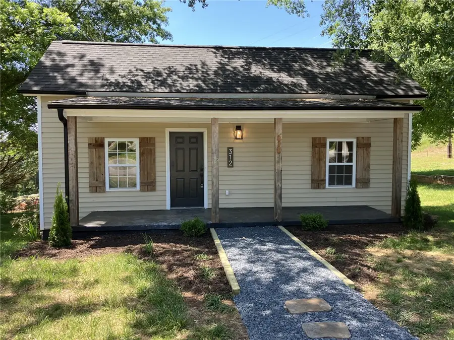 312 W Beattie Street, Liberty, SC 29657 - #3