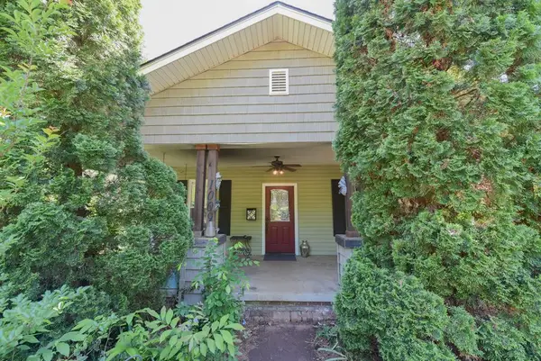 1009 N Main Street, Abbeville, SC 29620