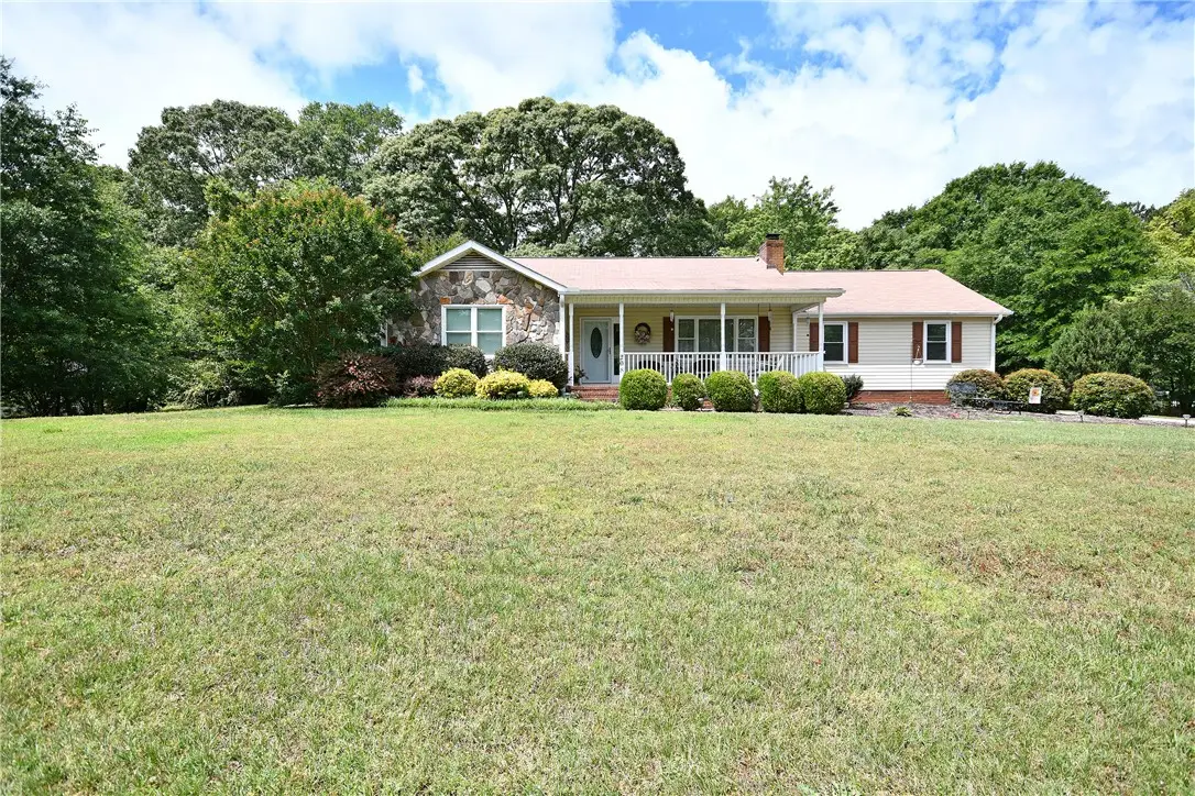 208 Sheffield Court, Easley, SC 29642 - #1