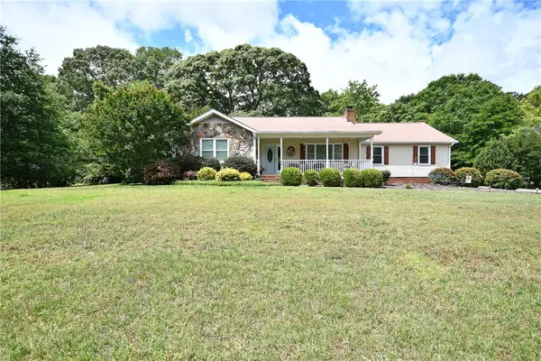 208 Sheffield Court, Easley, SC 29642