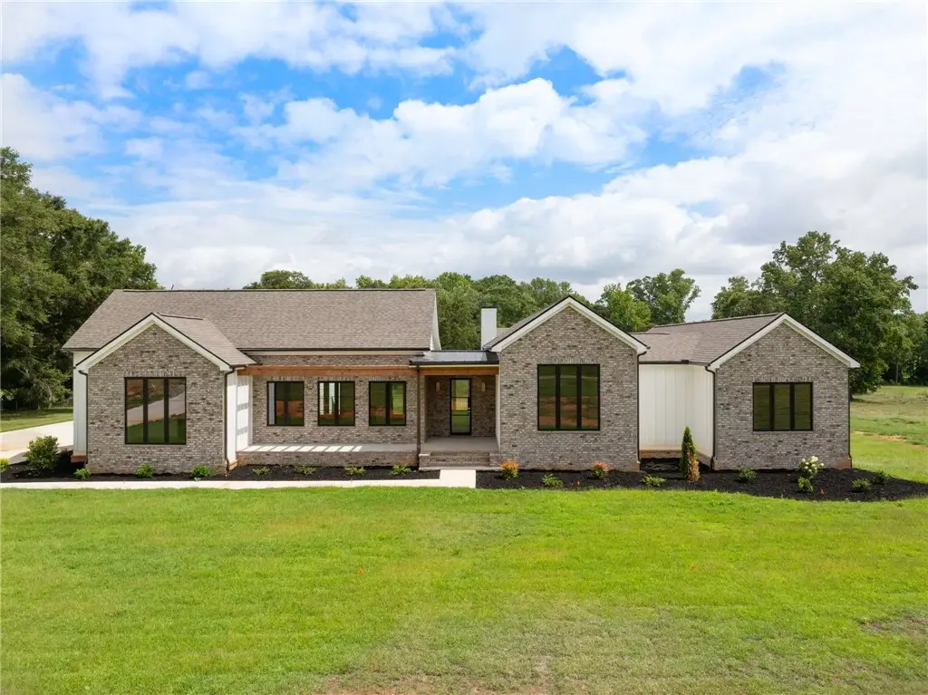 774 Garrison Road, Pelzer, SC 29669 - #1