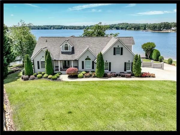 190 Walker Point, Seneca, SC 29672
