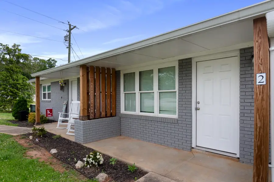401 S Cherry Street, Seneca, SC 29678 - #2