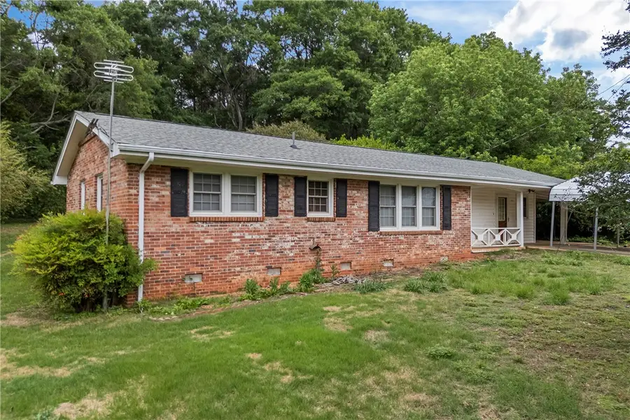 104 Henry Avenue, Seneca, SC 29678 - #2