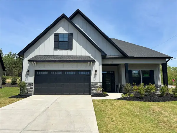 102 Shale Drive, Central, SC 29630