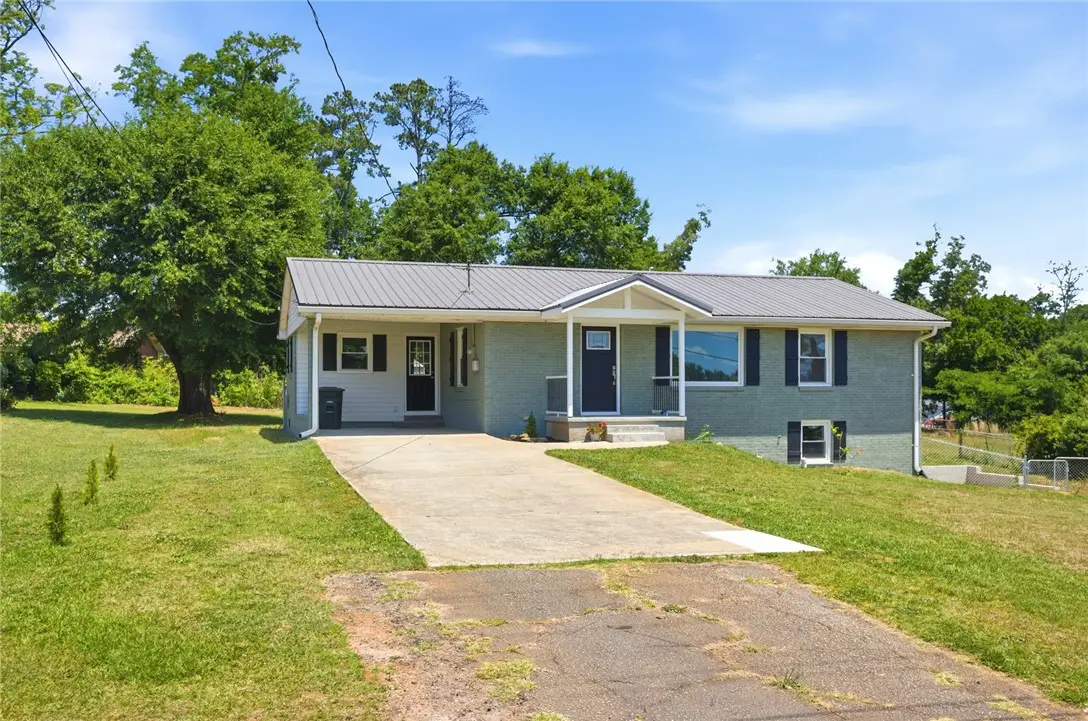 308 W South Fifth Street, Seneca, SC 29678 - #1