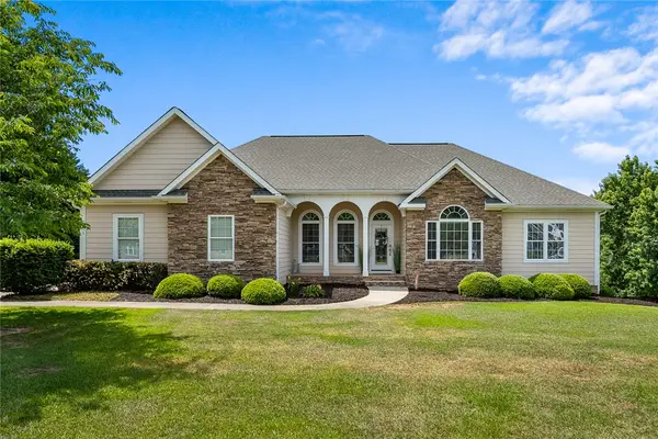 106 Woods Drive, West Union, SC 29696