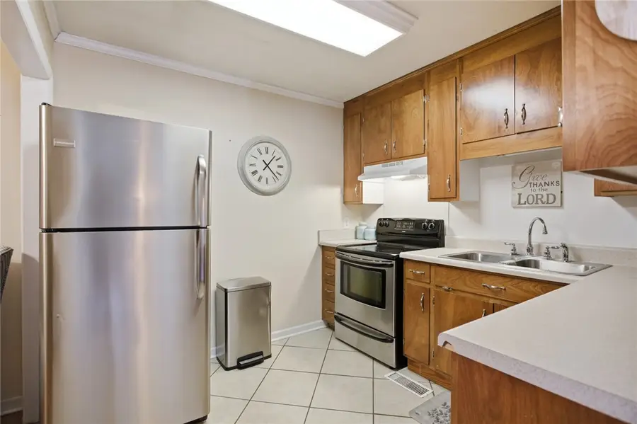 108 Hodge Street, Abbeville, SC 29620 - #3