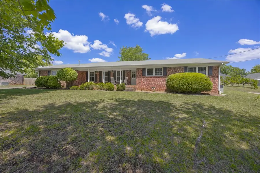 205 Meadow Lane, Easley, SC 29642 - #3
