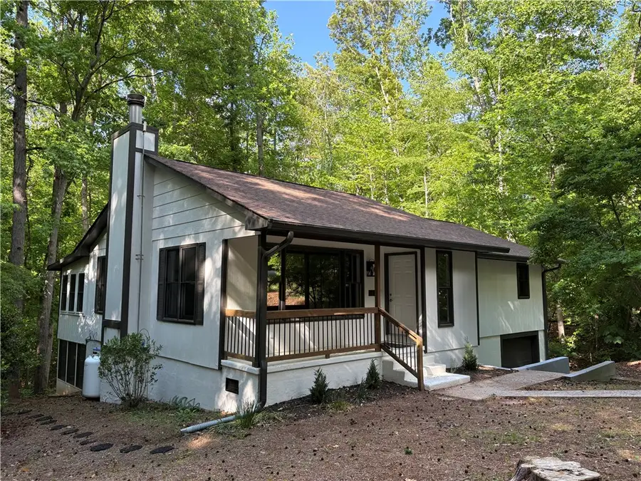 102 Blossom Court, Westminster, SC 29693 - #2