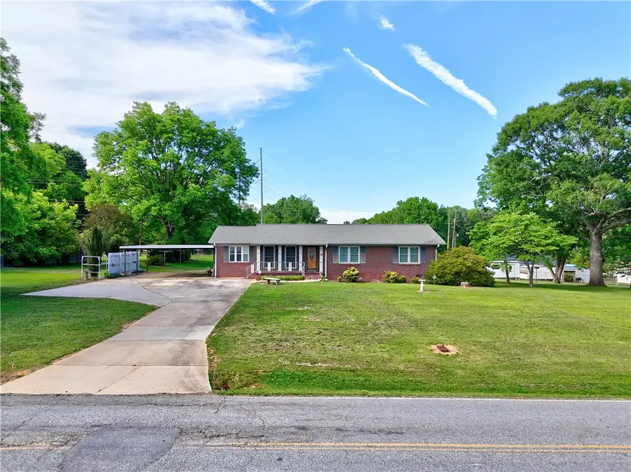 307 Calhoun Road, Belton, SC 29627 - #3