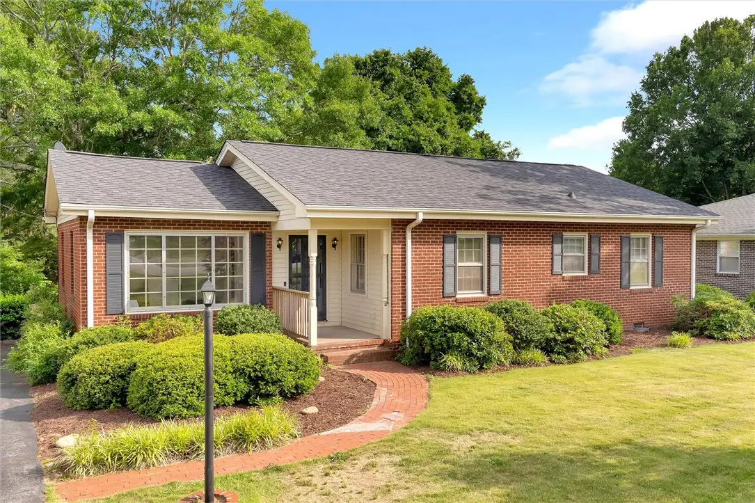 206 Hillside Drive, Greer, SC 29651 - #1