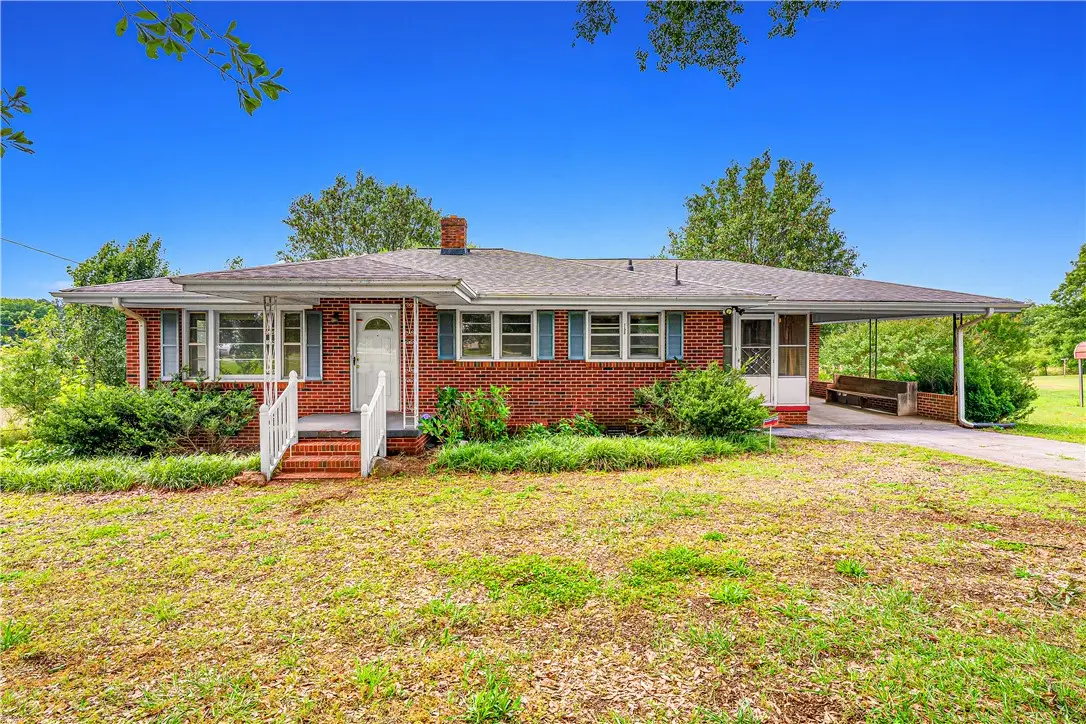 1128 Friendship Road, Seneca, SC 29678 - #1