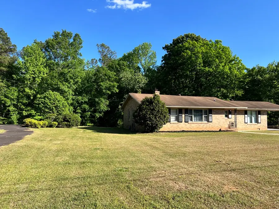 10 Forest Lane, Ware Shoals, SC 29692 - #3