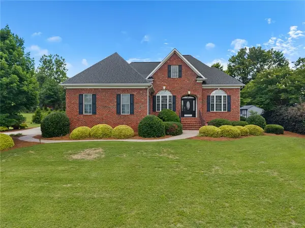 102 Club Ridge Drive, Pickens, SC 29671