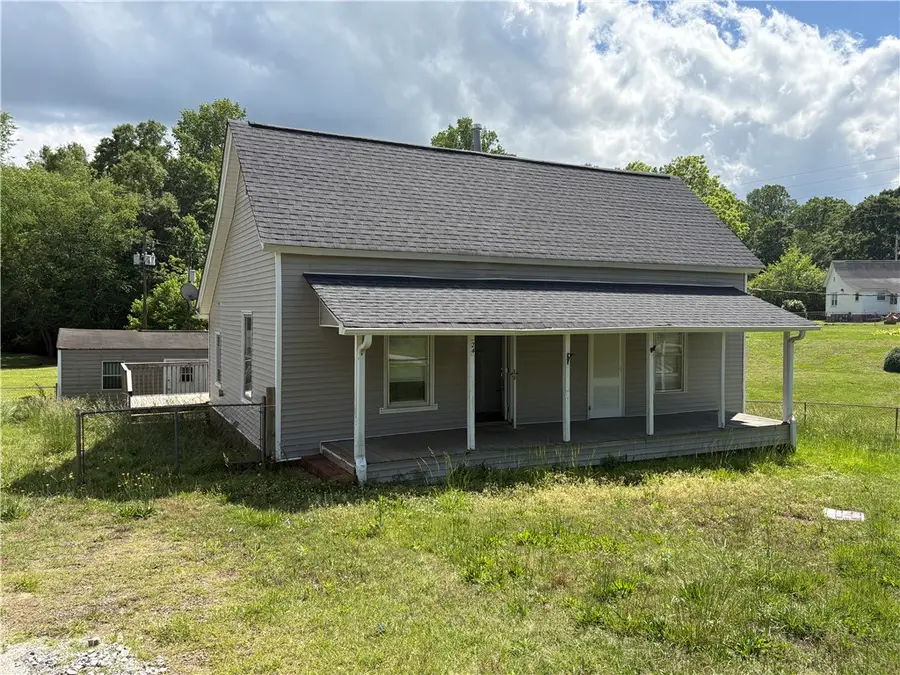 24 Adger Street, Pelzer, SC 29669 - #3