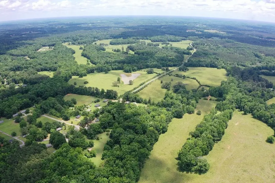 000 Cherokee Road, Belton, SC 29627 - #3