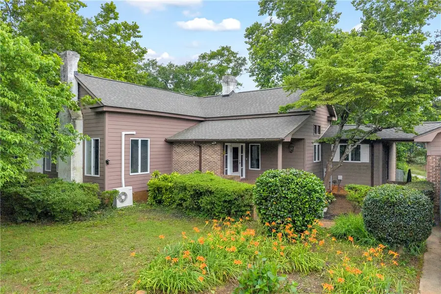 200 Chenault Road, Townville, SC 29689 - #2