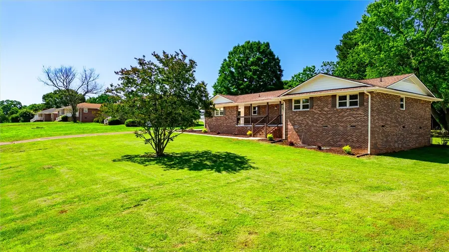 221 Greenland Road, Anderson, SC 29626 - #2