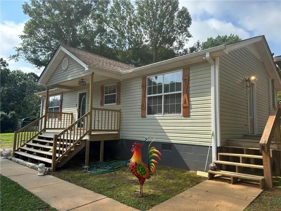 71 Textile Avenue, Lavonia, GA 30553 - #2