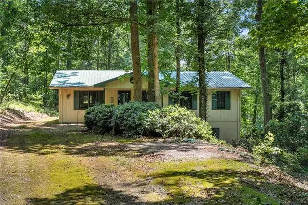 1029 White Pine Lane, Townville, SC 29689