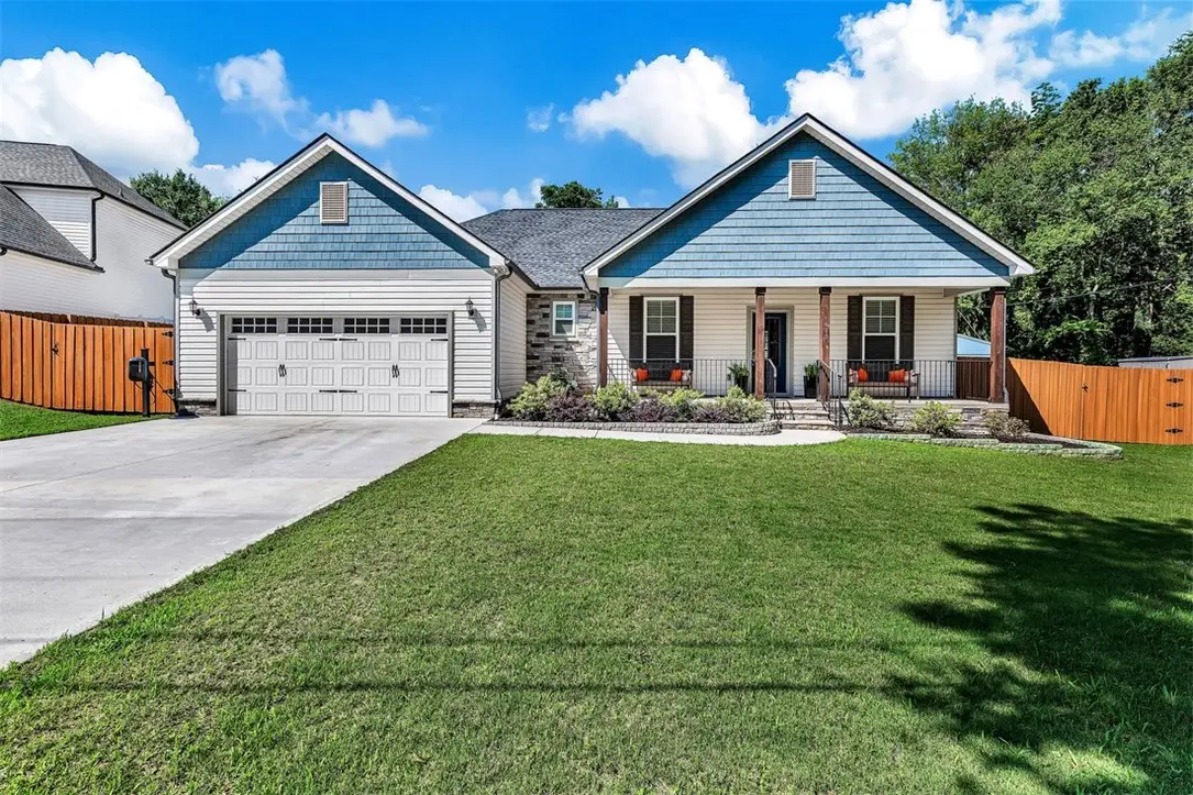 415 Thompson Street, Pendleton, SC 29670 - #1