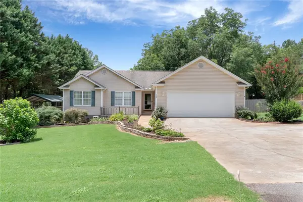 524 Pecan Grove Road, Seneca, SC 29672