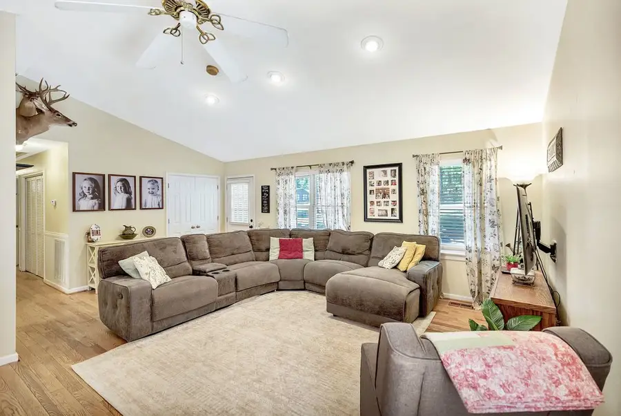 102 Stonewall Court, Seneca, SC 29678 - #2