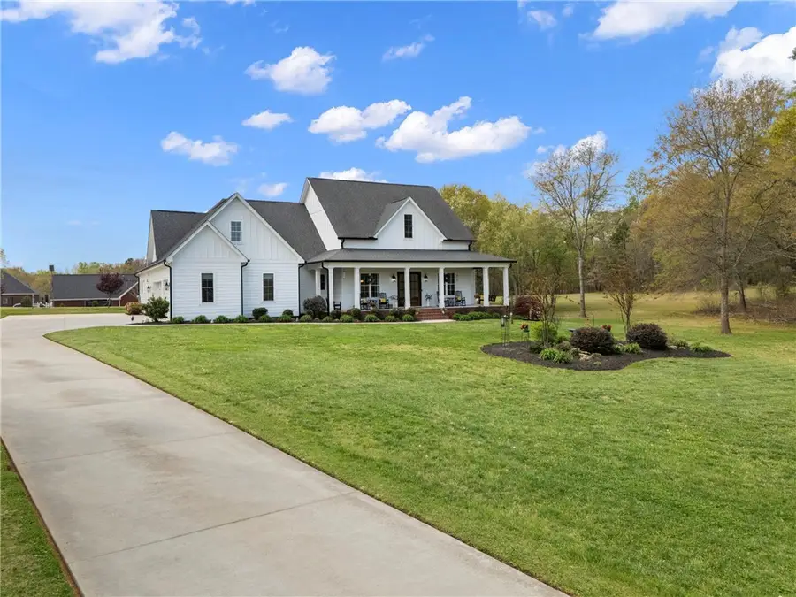 209 Waterfront Drive, Williamston, SC 29697 - #2