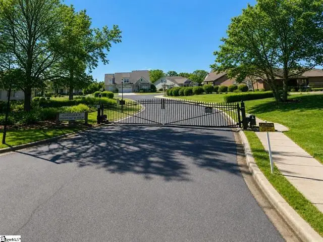 330 Belle Oaks Drive, Simpsonville, SC 29680 - #2