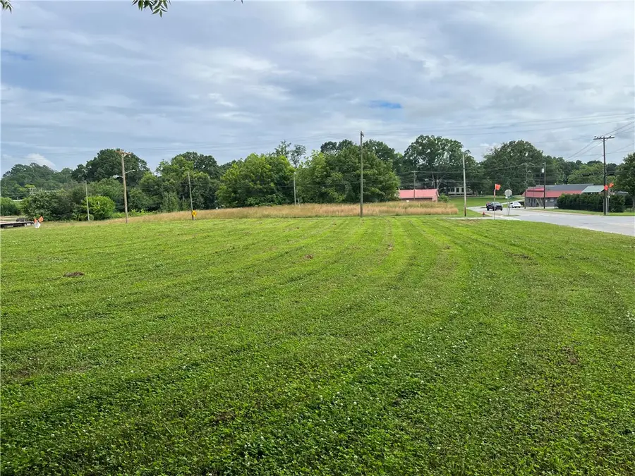 237 East Main Street, Pendleton, SC 29670 - #3