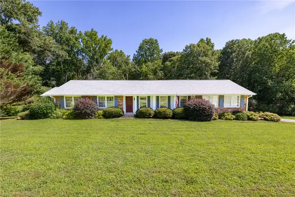 706 Pinewood Drive, Pendleton, SC 29670