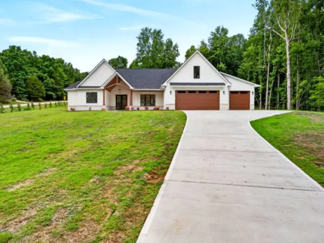 501 W. Peninsula Drive, Laurens, SC 29360 - #1