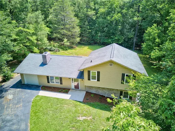 515 Hartwell Drive, Seneca, SC 29672