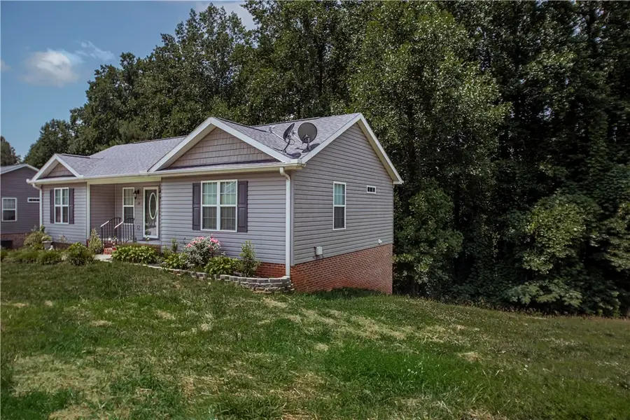 119 Nicholas Court, Easley, SC 29640 - #2