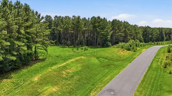31 Waterside Point, Abbeville, SC 29620