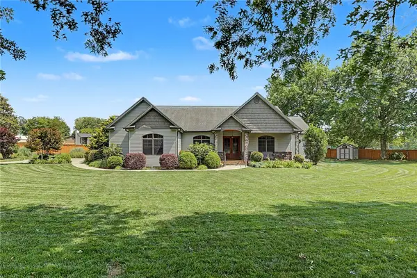 102 Gresham Road, Simpsonville, SC 29681