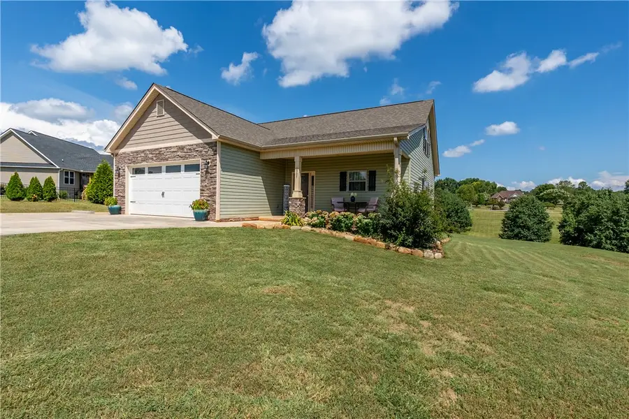 1907 Queen Drive, Walhalla, SC 29691 - #2