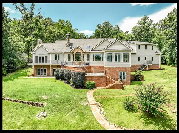 319 Venture Drive, West Union, SC 29696
