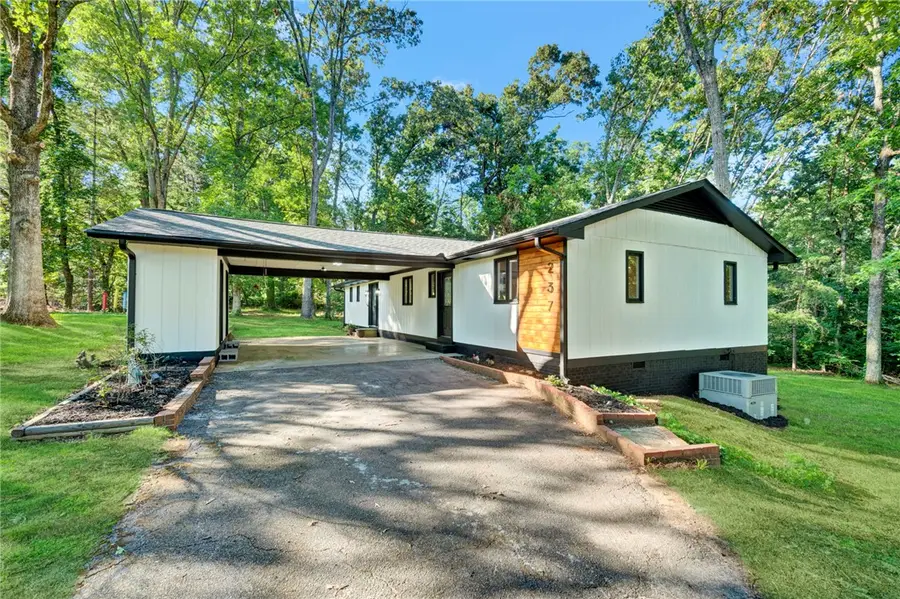 237 Earle Road, Central, SC 29630 - #2
