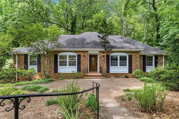 316 Wellington Way, Central, SC 29630
