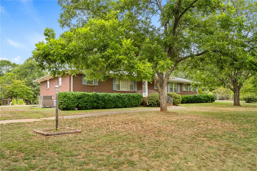 223 Lakewood Lane, Anderson, SC 29625 - #3
