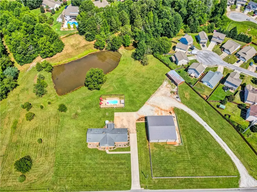 206 Taylor Road, Greer, SC 29651 - #2