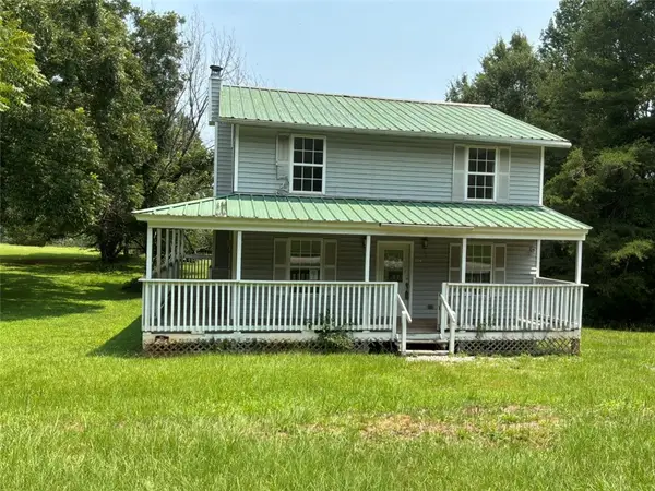 808 N Laurel Street, Walhalla, SC 29691