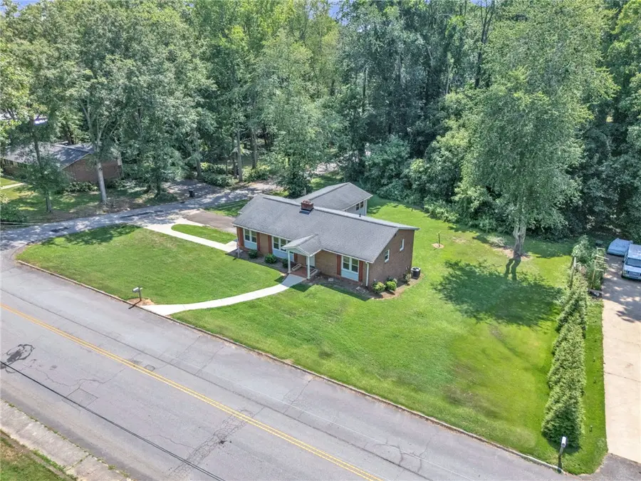 410 Stewart Drive, Easley, SC 29640 - #2
