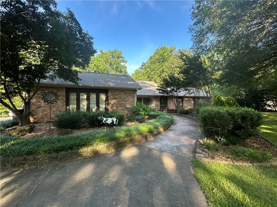 905 Meadow Lane, Anderson, SC 29621 - #2