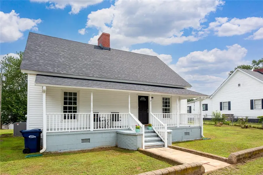 7 Mccaughrin Street, Pelzer, SC 29669 - #2